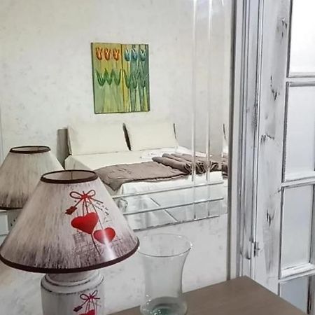 Napoli milionaria Villa Esterno foto