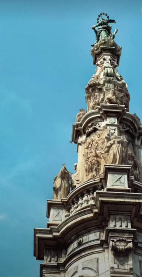 Napoli milionaria Villa Esterno foto